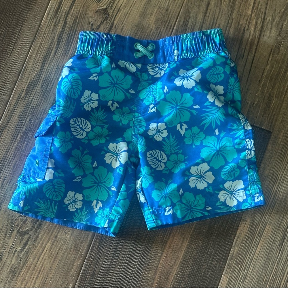 UV Skinz Hawaiin swim trunks toddler boy 3T blue floral shorts